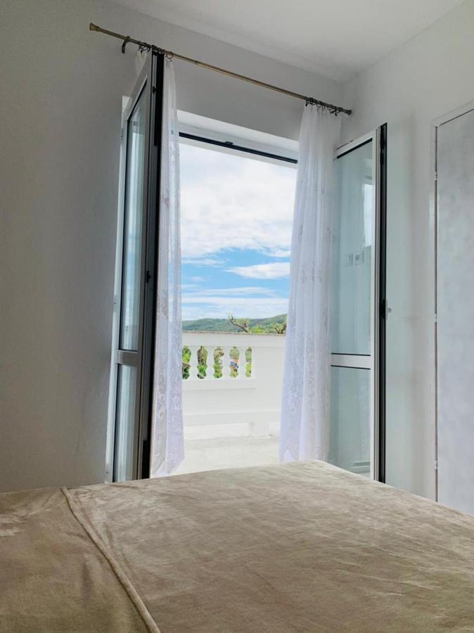 Apartments&rooms Viskic Rab Town Buitenkant foto